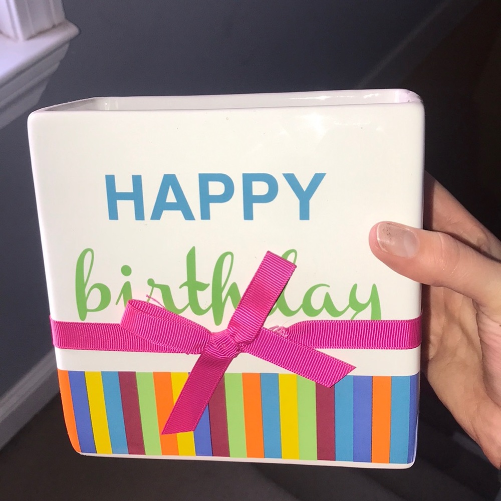 “Happy Birthday” Flower Vase